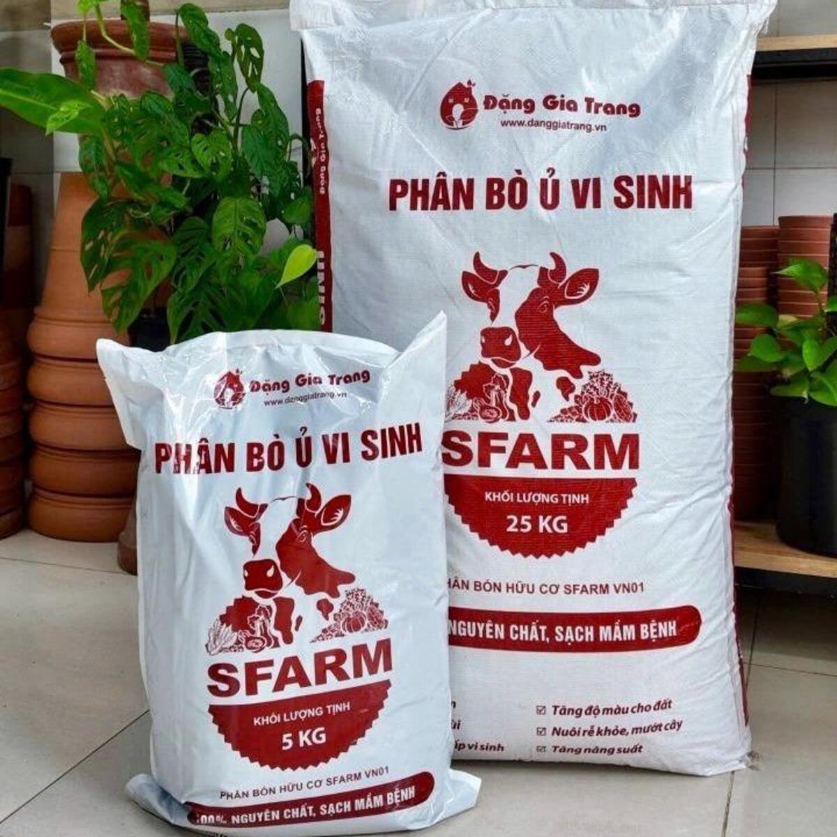 Phân bò ủ vi sinh thúc đẩy quá trình hoai mục